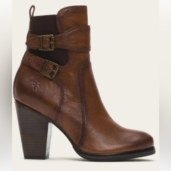 Frye Shoes - Frye Patty Gore Bootie Size 8 excellent shape